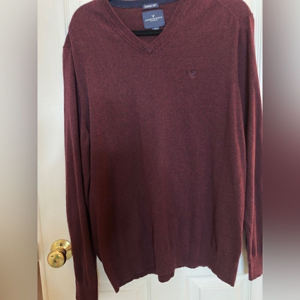 American‎ Eagle Soft Mens V neck Burgundy Sweater Size Large